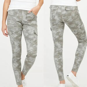 Spanx Stretch Camo Twill Cargo Skinny Pants Camo (Size XL) NWOT